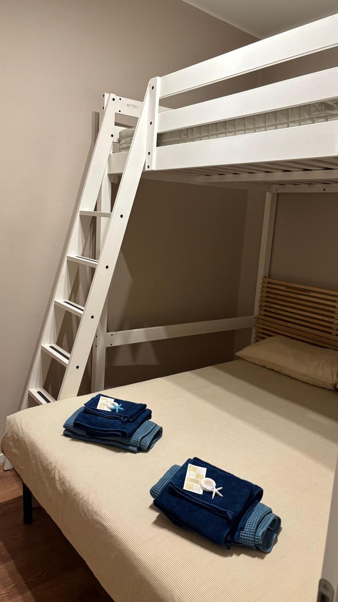 Lepetit Apartment Porto Santo Stefano  Ngoại thất bức ảnh